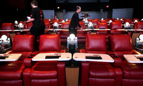 Specialties Great stories belong here, with perfect picture, perfect sound, and delicious AMC Perfectly Popcorn. . Amc 16 burbank showtimes